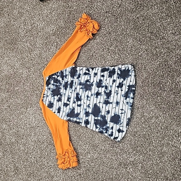 BMg XL ghost 👻 themed Halloween shirt - Picture 6 of 7